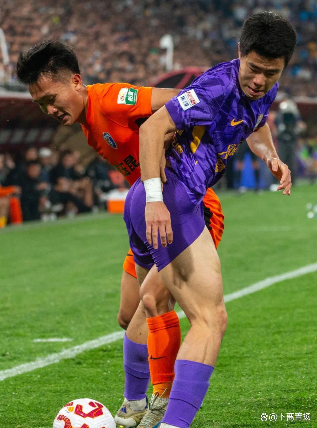 香港球队表现出色，突破重重困难晋级